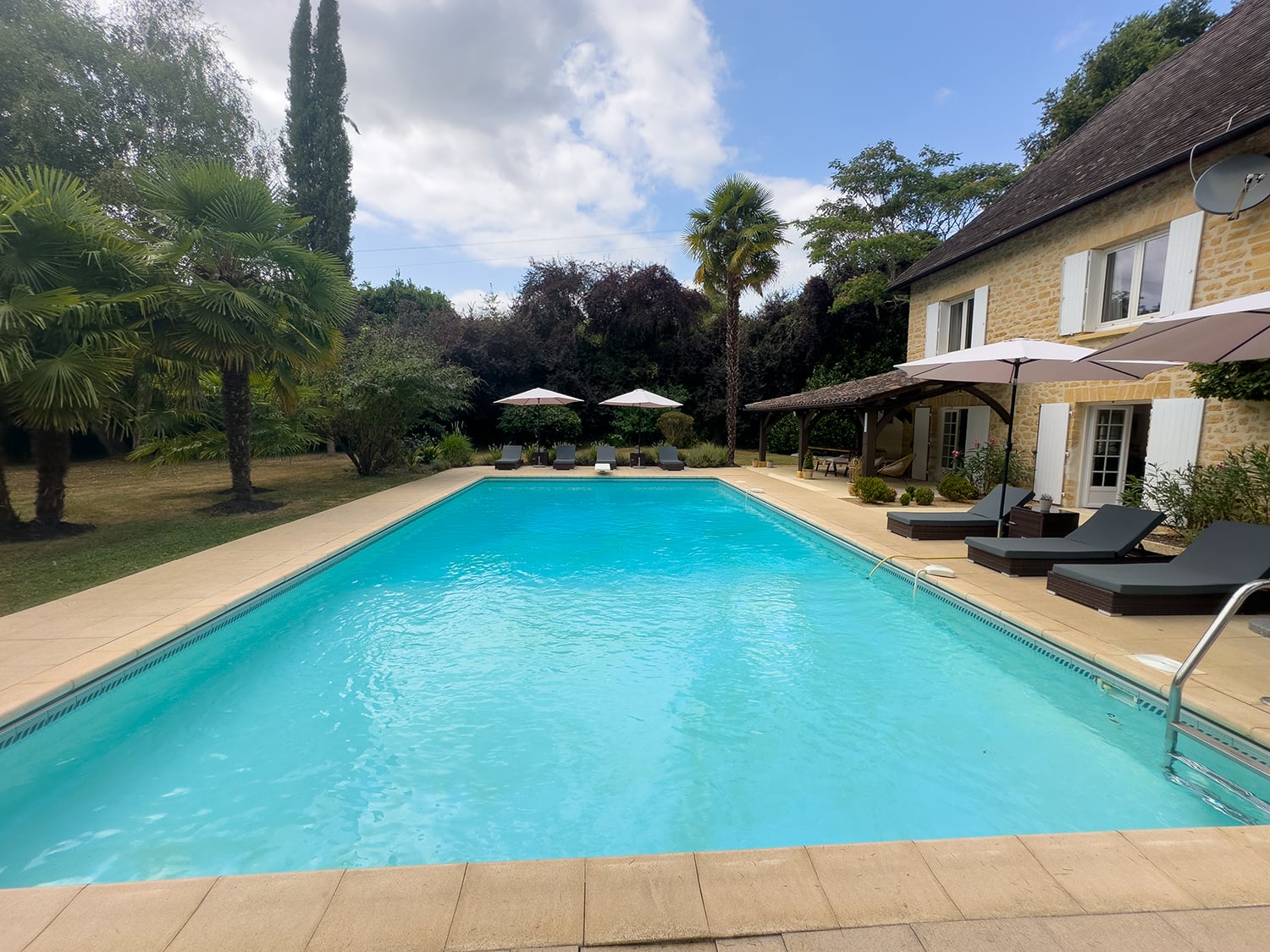 Holiday home in Nouvelle-Aquitaine with private pool