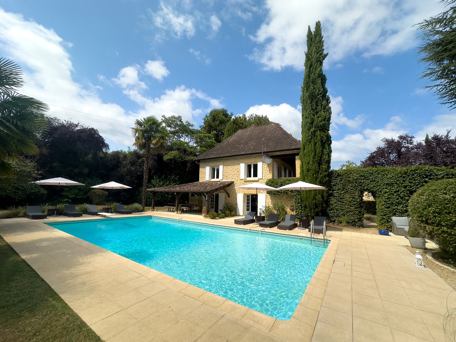 Holiday home in Nouvelle-Aquitaine with private pool