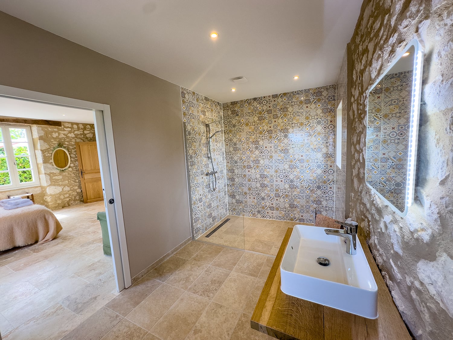 Bathroom | Holiday home in Nouvelle-Aquitaine