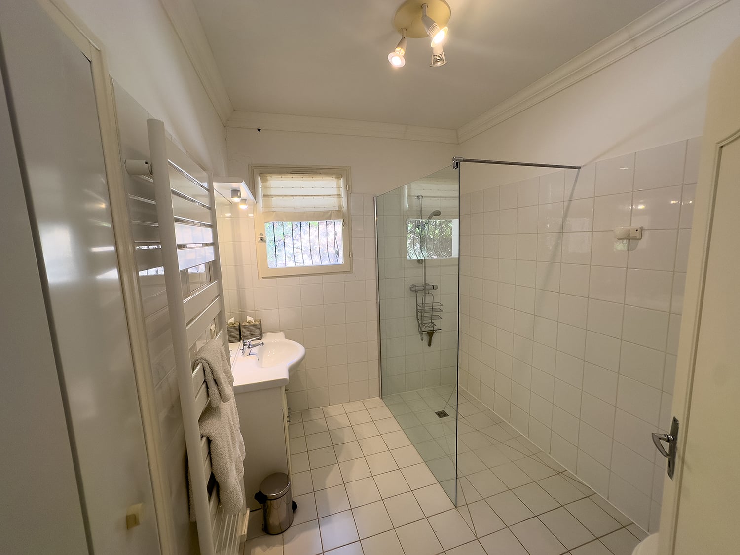 Bathroom | Holiday home in South of France