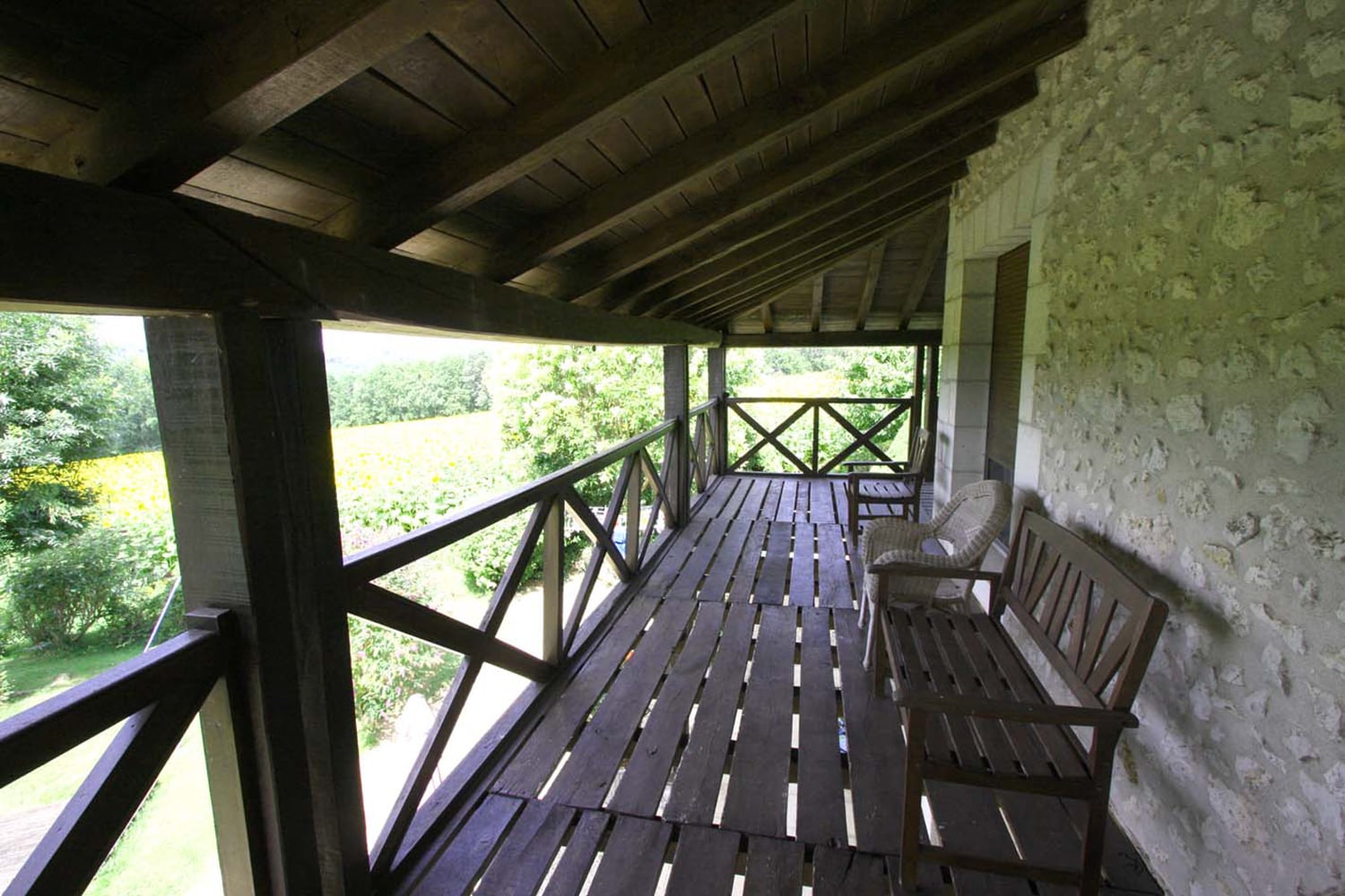 1st floor covered terrace