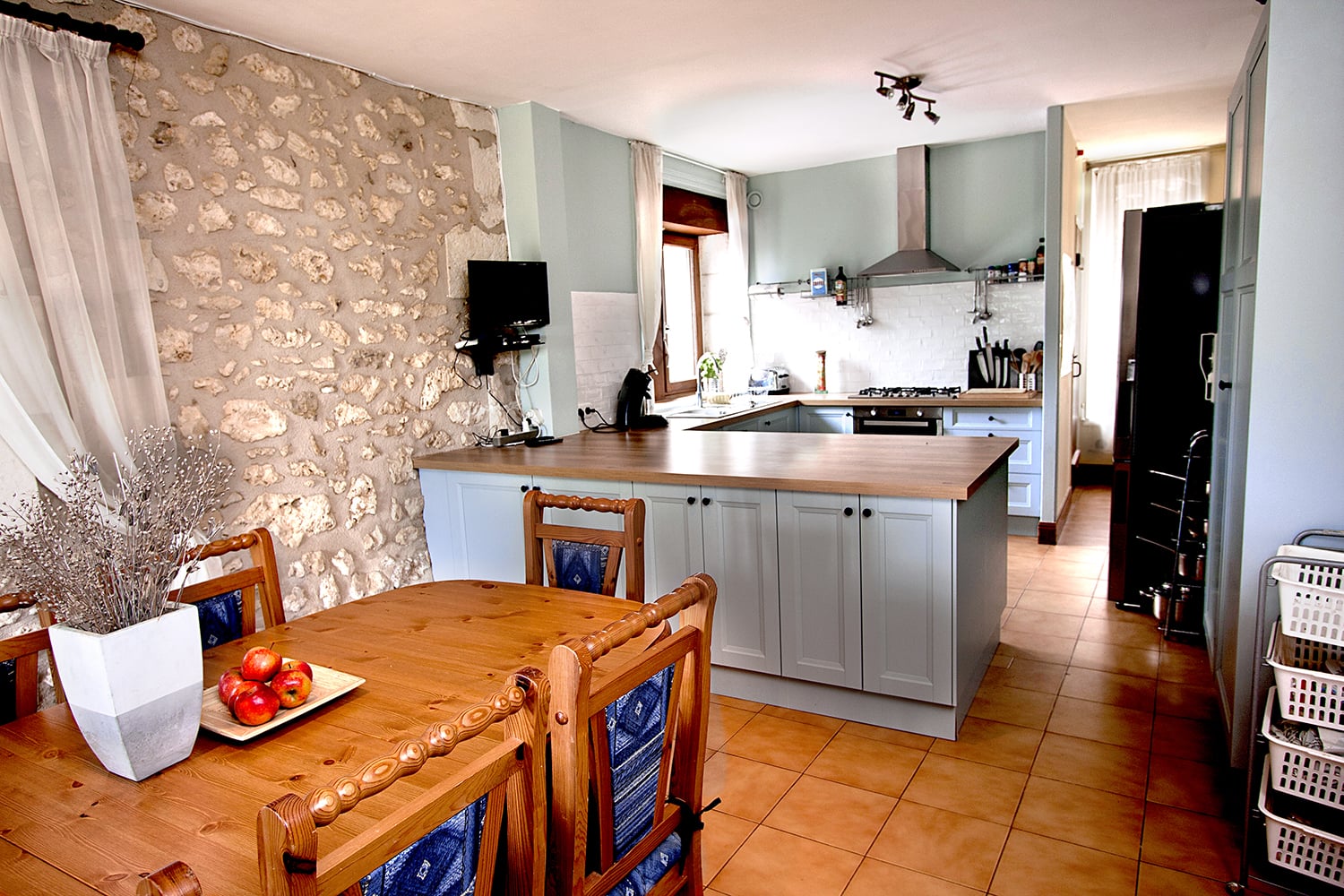 Kitchen | Holiday home in Nouvelle-Aquitaine