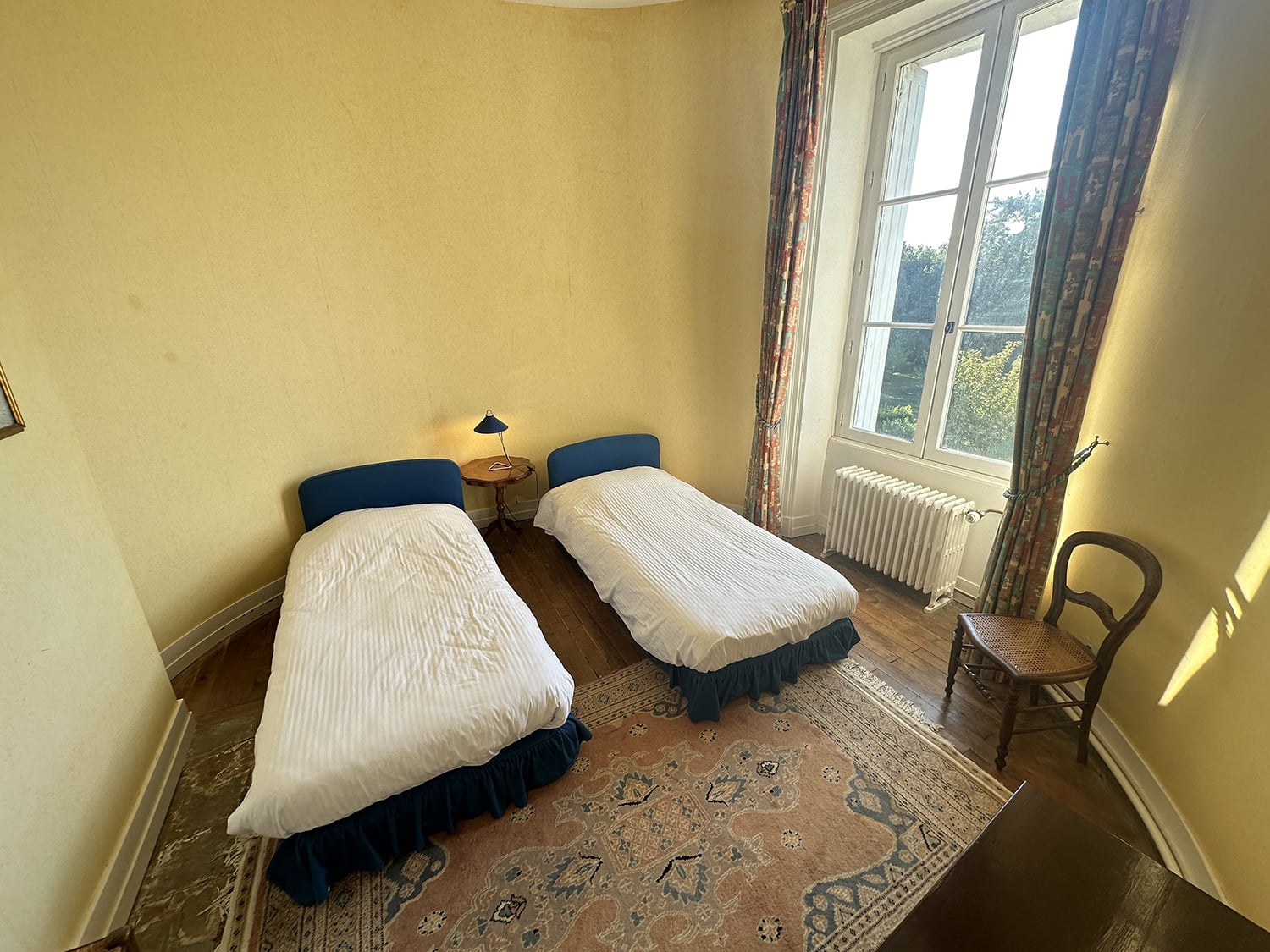 Bedroom | Holiday château in Nouvelle-Aquitaine