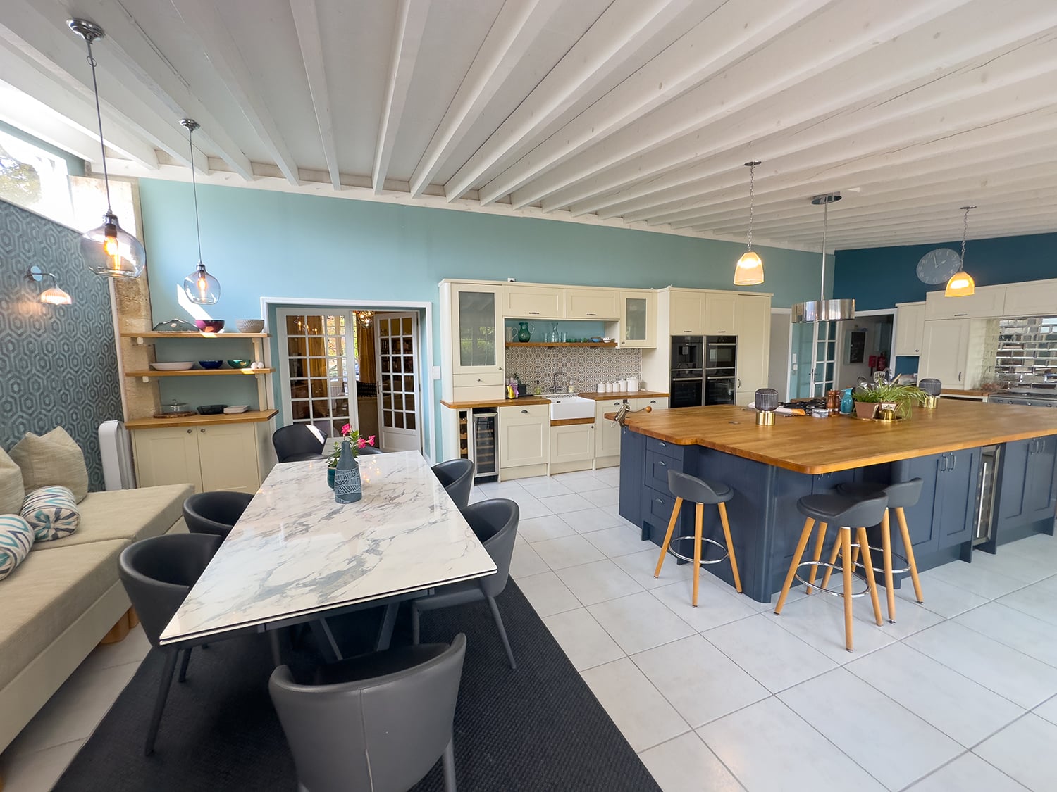 Kitchen | Holiday home in Nouvelle-Aquitaine