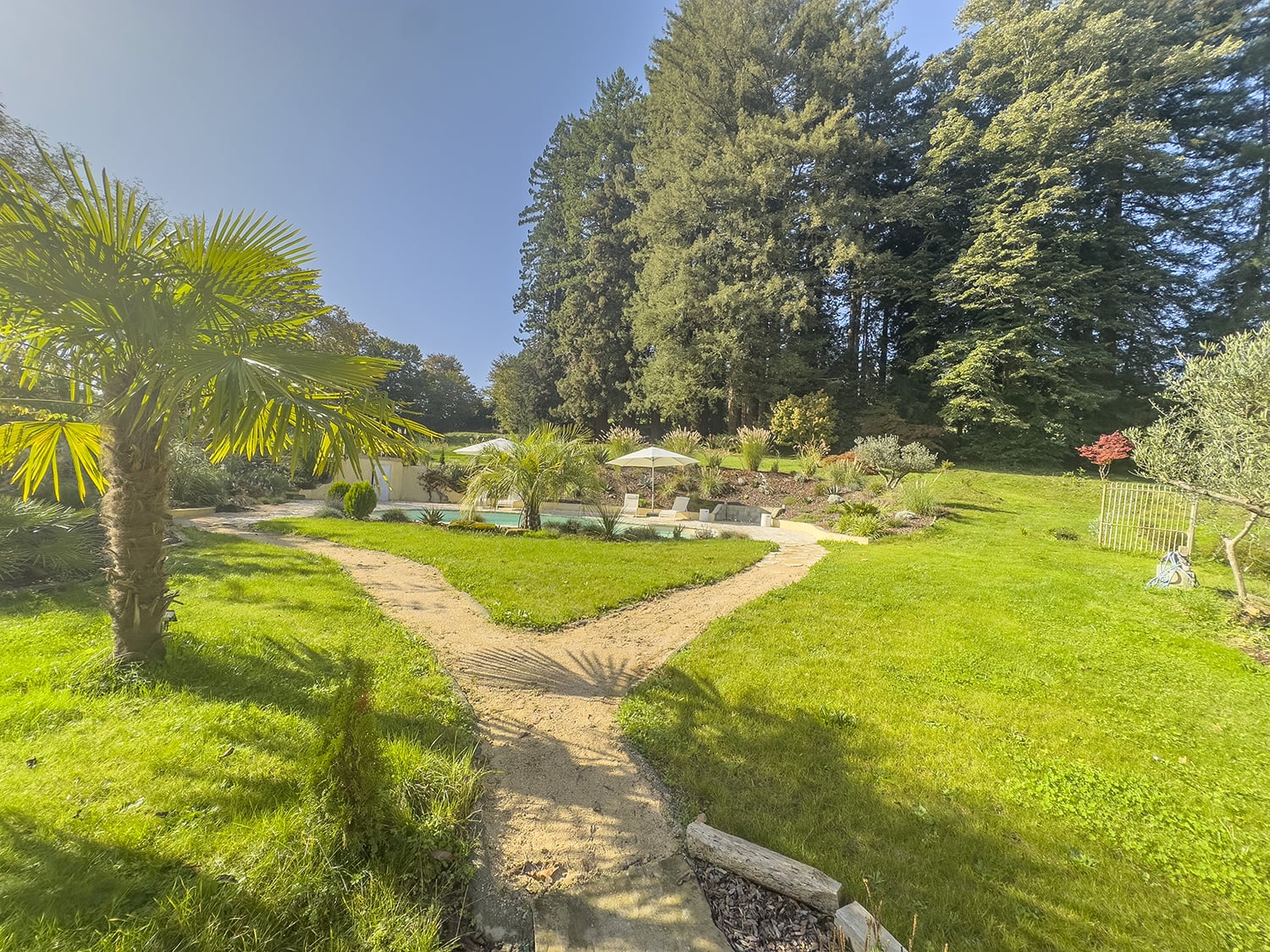 Garden | Holiday château in Nouvelle-Aquitaine, France