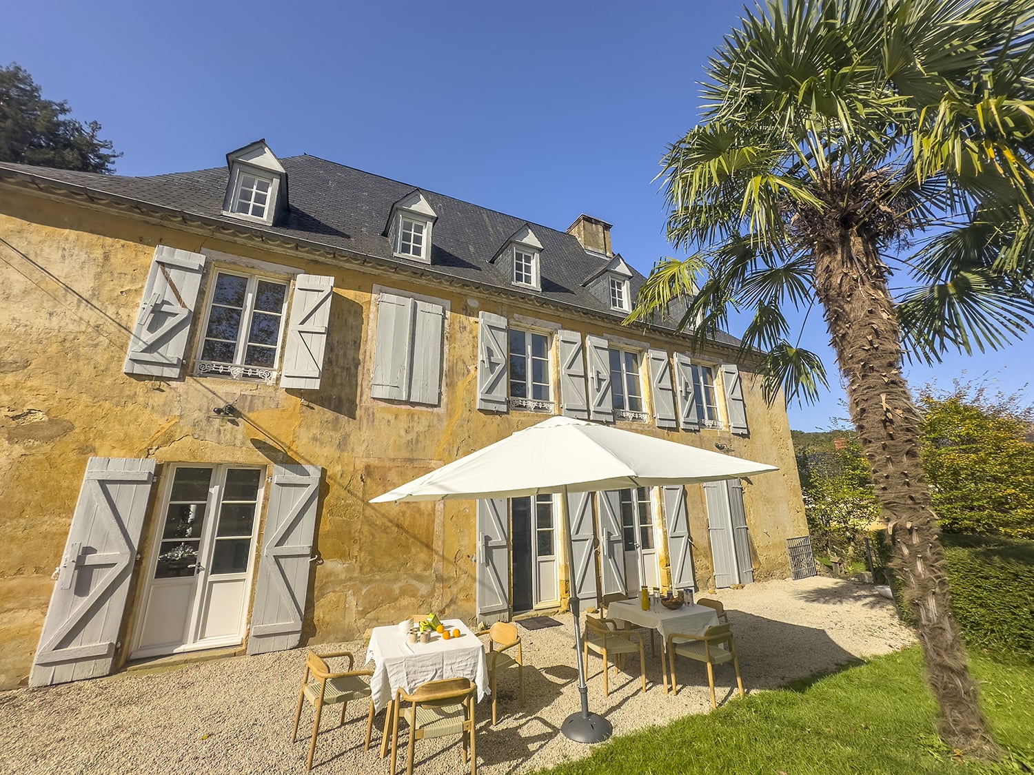 Holiday château in Nouvelle-Aquitaine, France