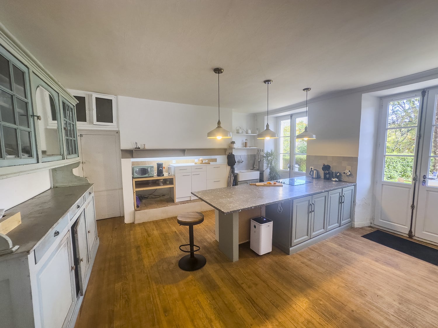 Kitchen | Holiday château in Nouvelle-Aquitaine, France