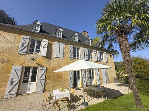 Holiday château in Nouvelle-Aquitaine