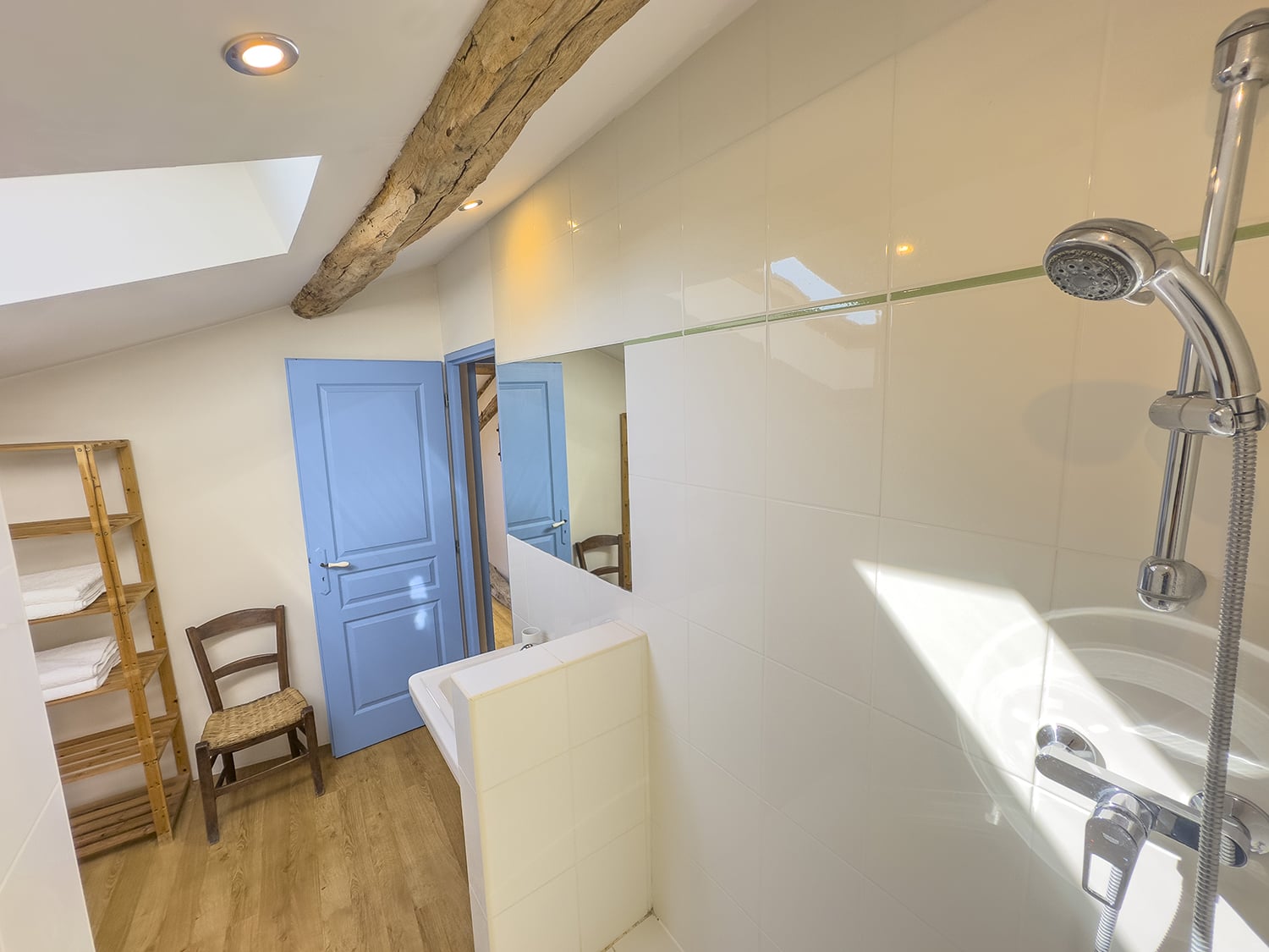 Bathroom | Holiday home near Sauveterre