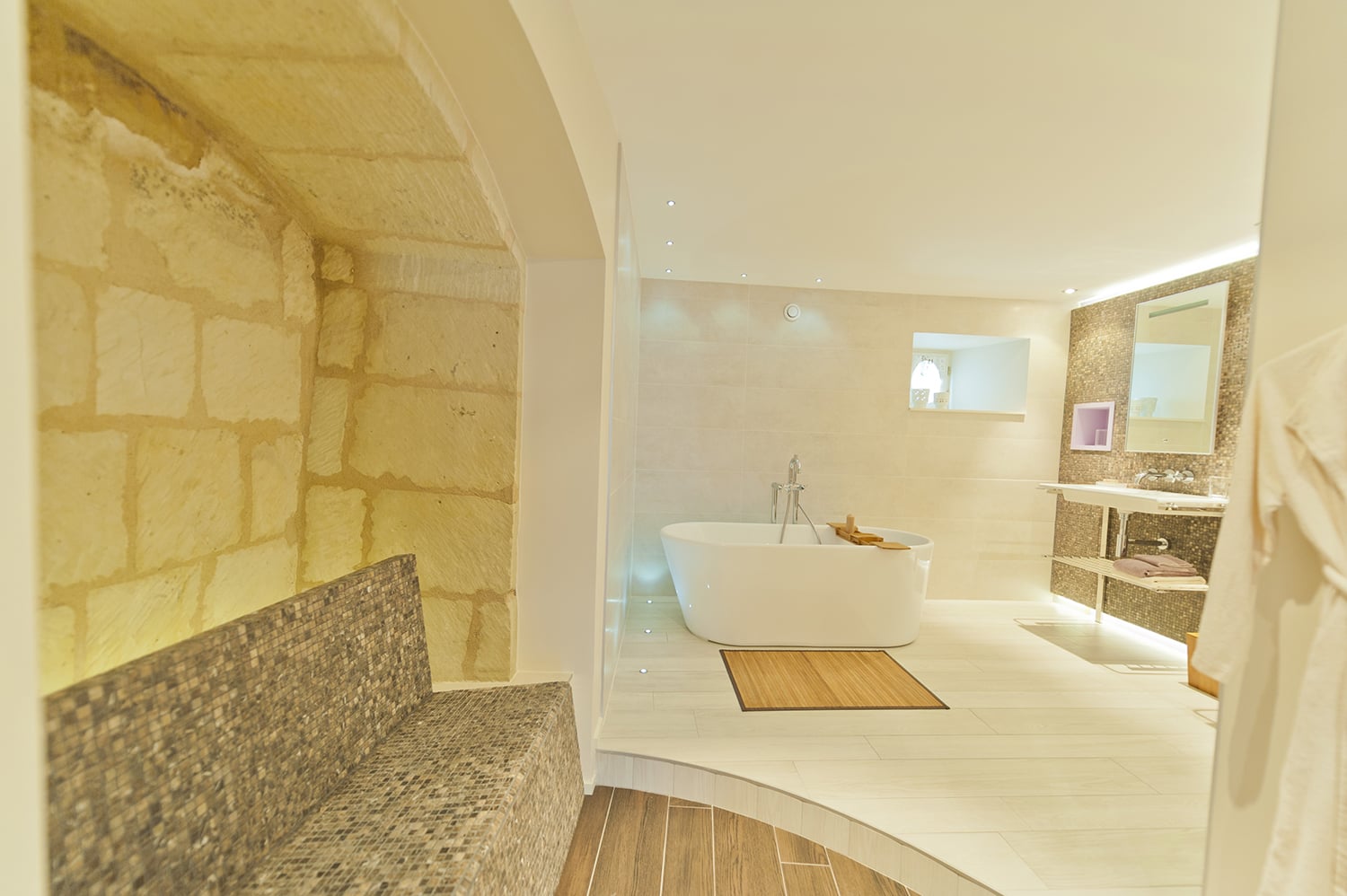 Bathroom | Holiday home in Montsoreau, Pays de la Loire