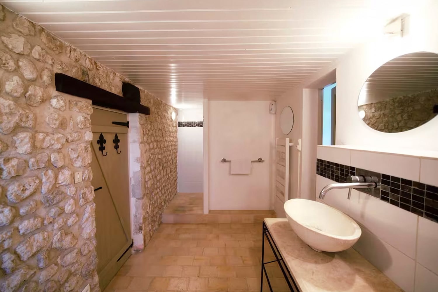 Bathroom | Holiday home in Nouvelle-Aquitaine