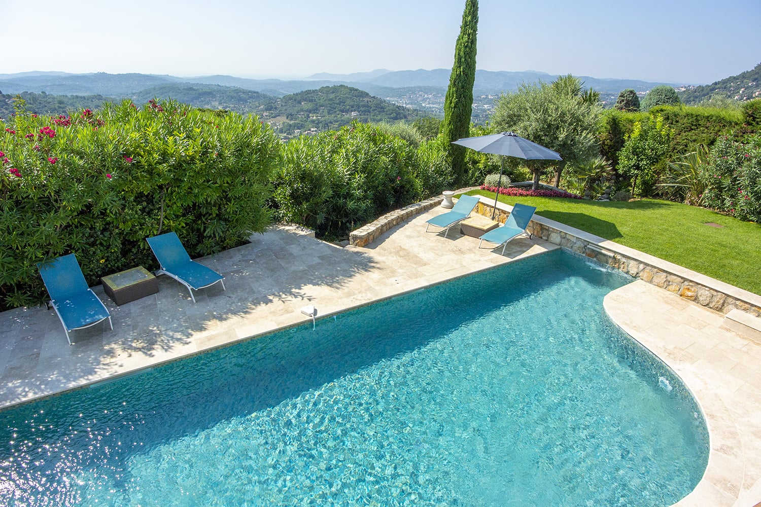 Private pool and terrace