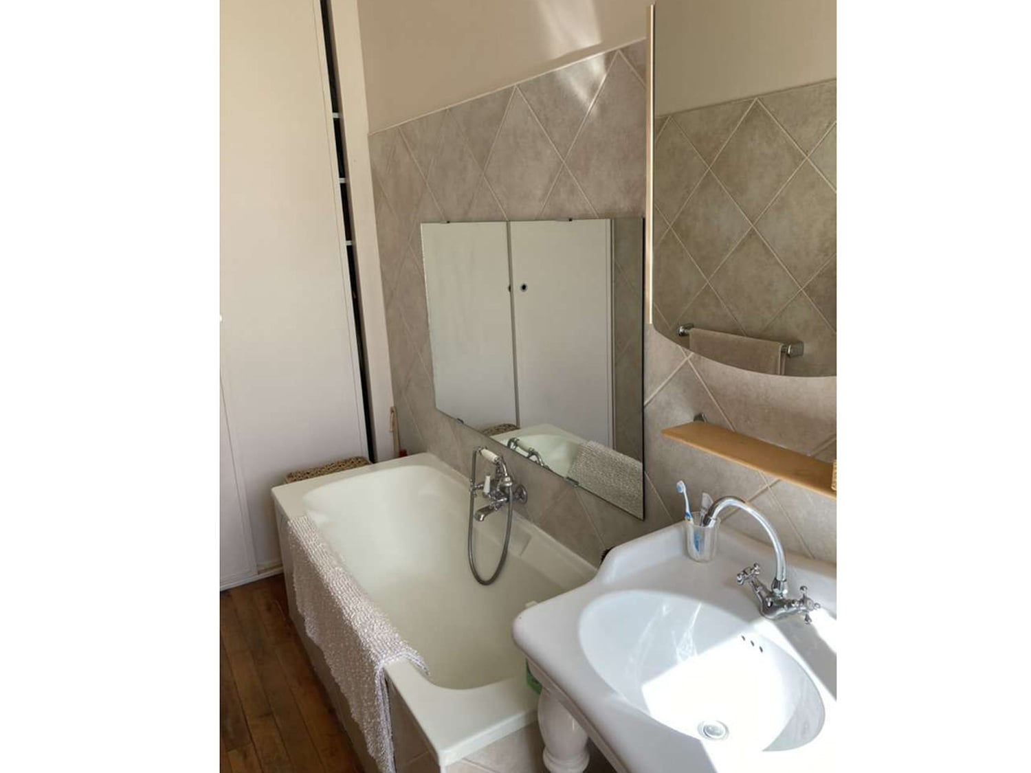 Bathroom | Holiday accommodation in Nouvelle-Aquitaine