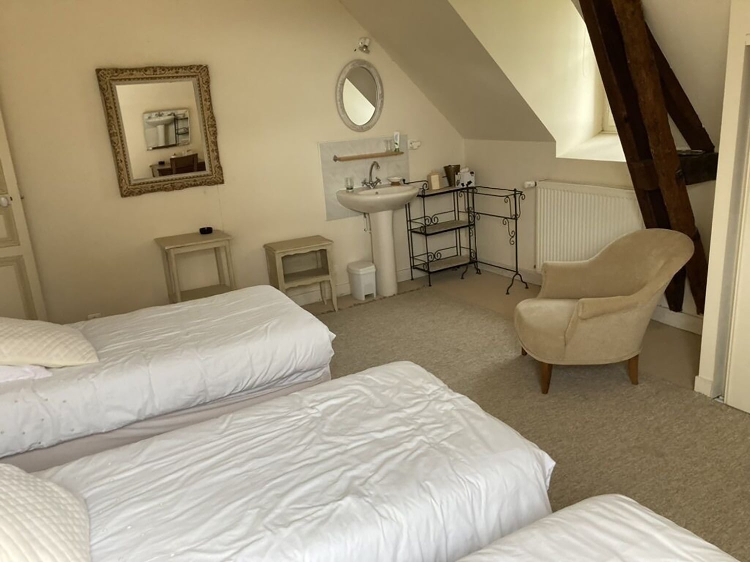 Bedroom | Holiday accommodation in Nouvelle-Aquitaine