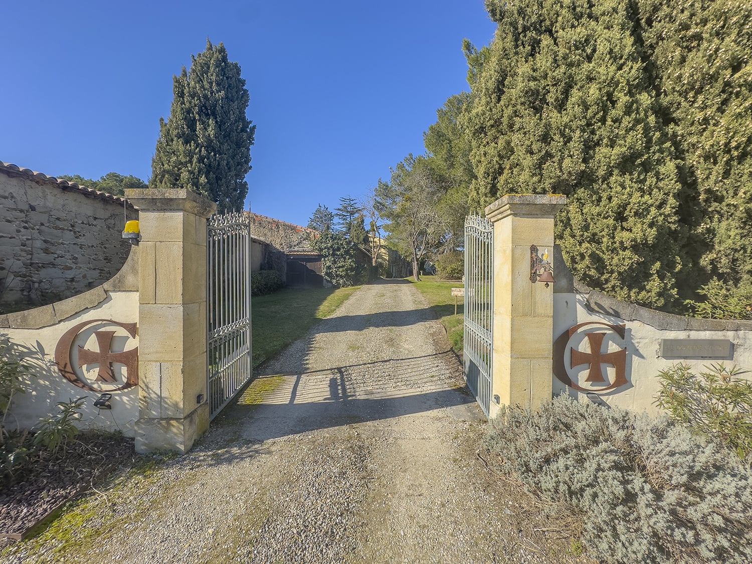 Domaine Gayda entrance gates