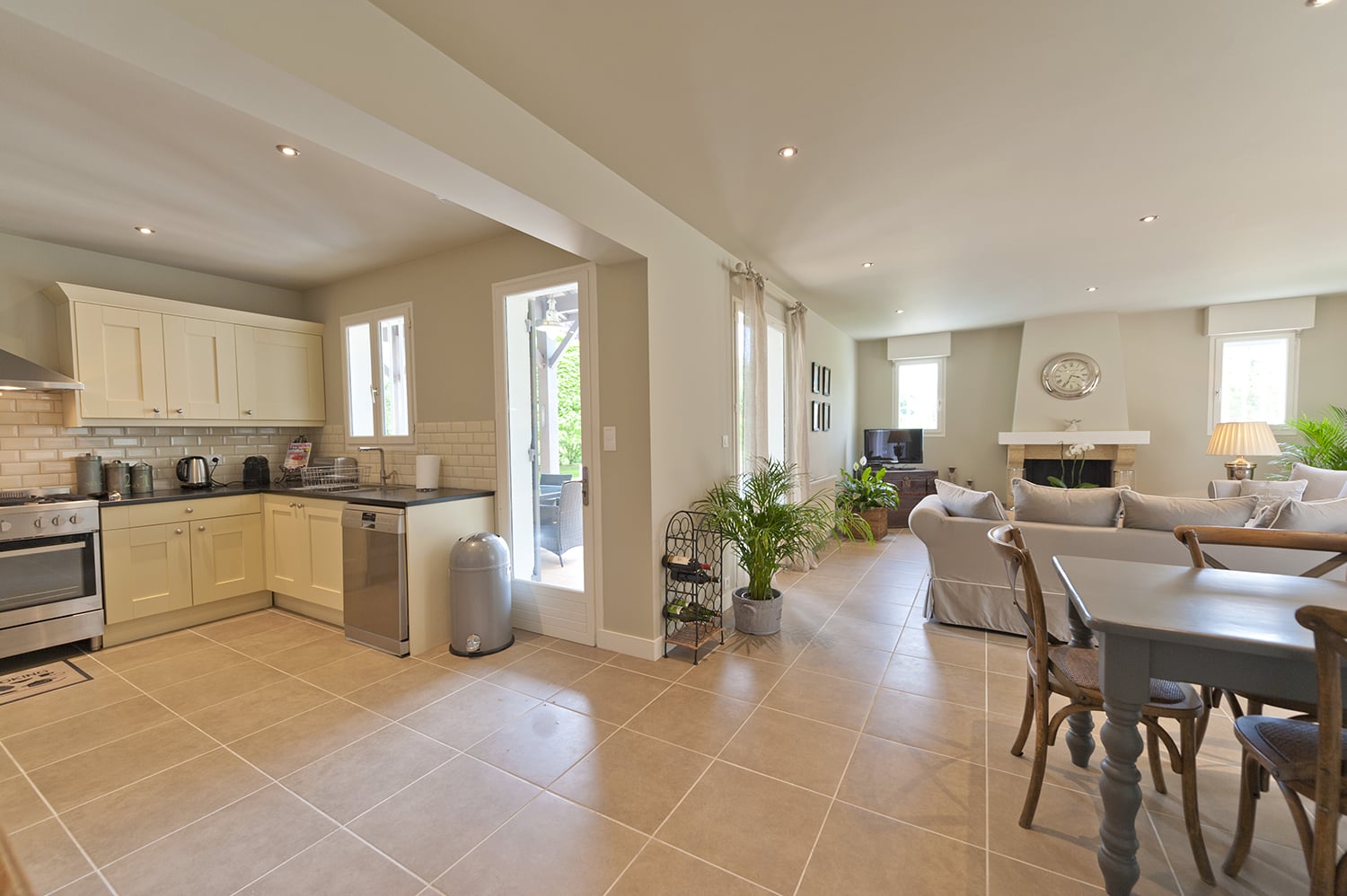 Sitting room | Holiday home in Nouvelle-Aquitaine