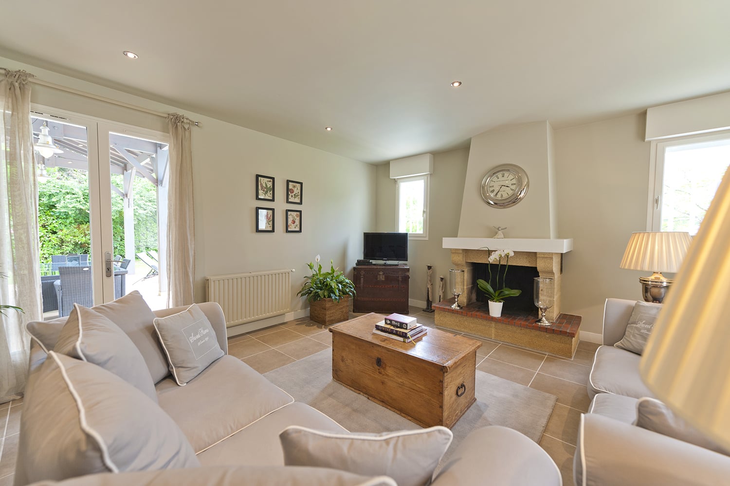 Sitting room | Holiday home in Nouvelle-Aquitaine