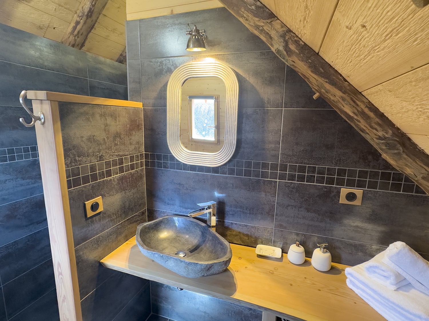 Bathroom | Chalet in Hautes-Pyrénées