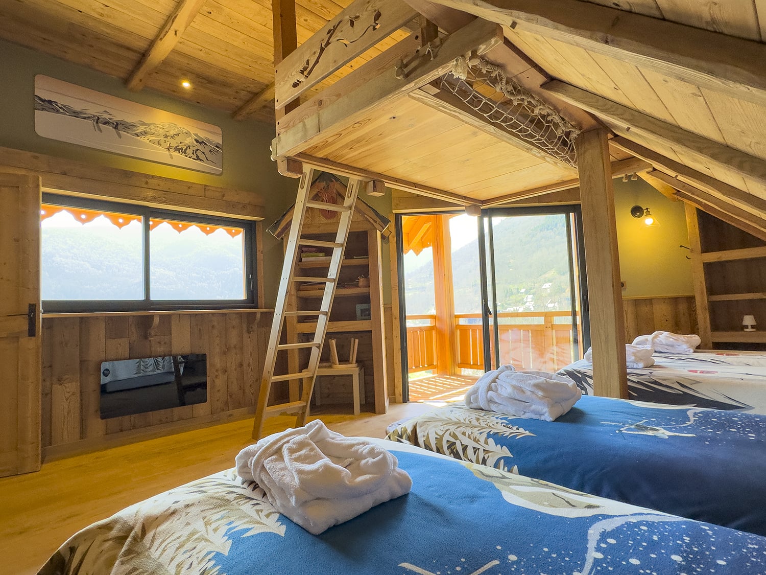 Bedroom | Chalet in Hautes-Pyrénées