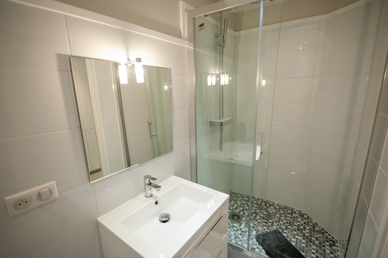 Bathroom | Holiday home in Saint-Génies-de-Fontedit