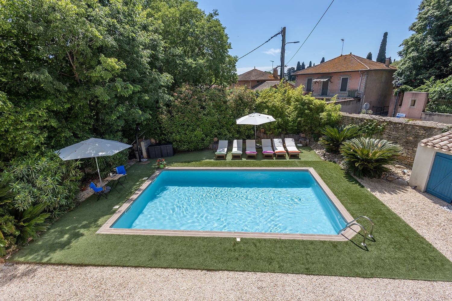 Private pool Private pool