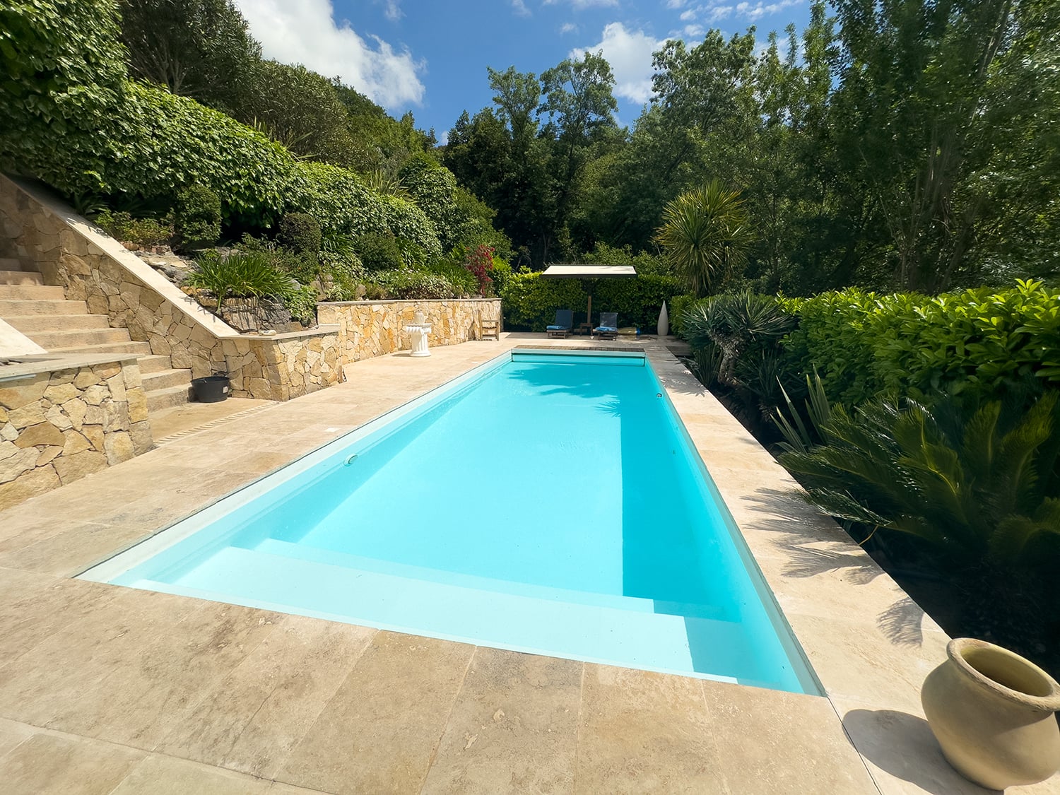 Private pool Private pool