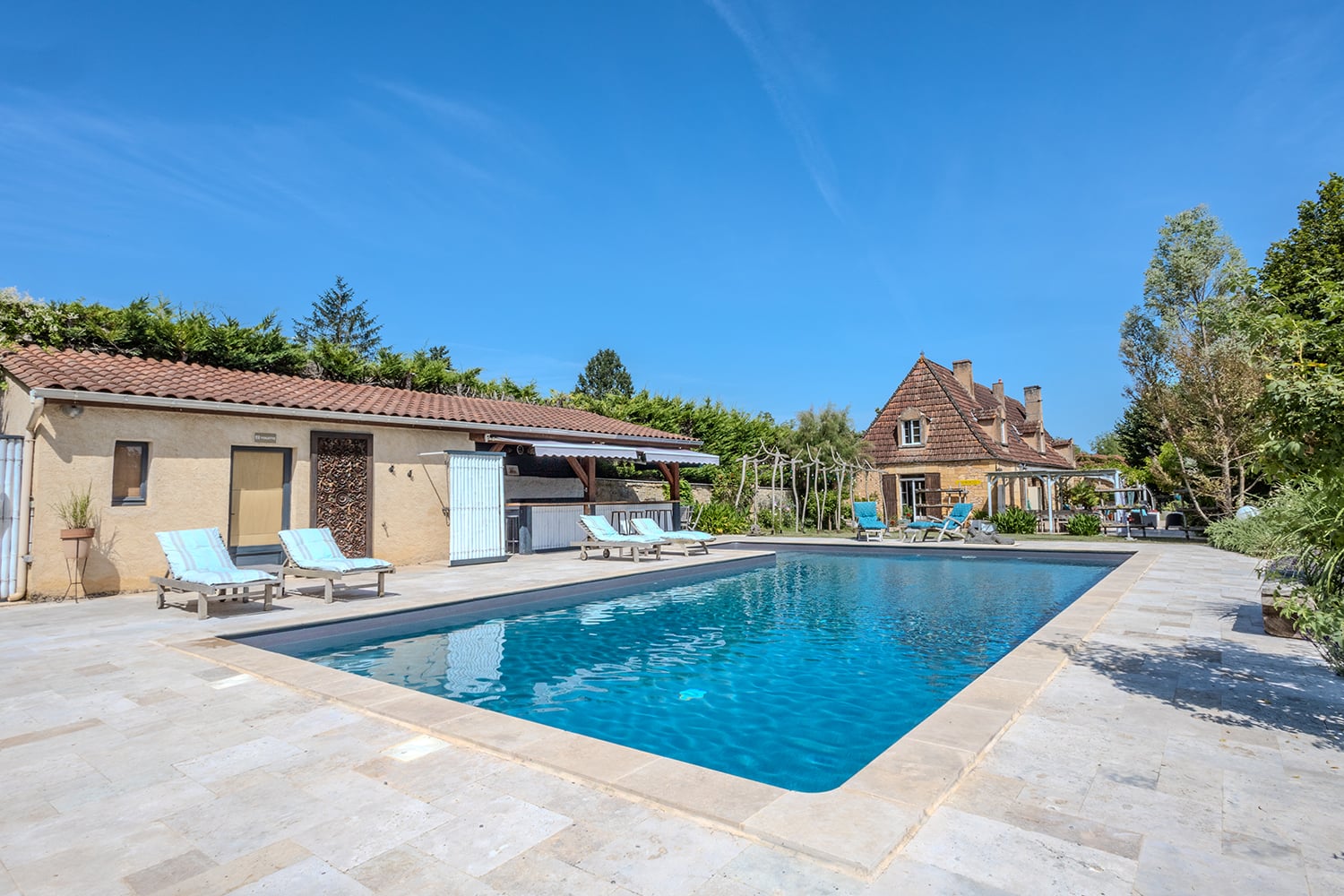 Private pool Private pool