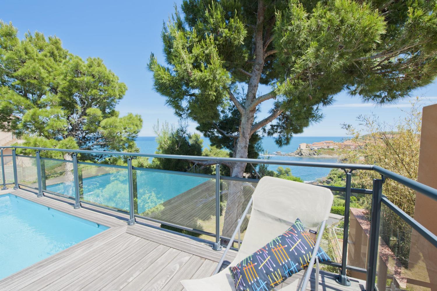 Private heated pool with sea view