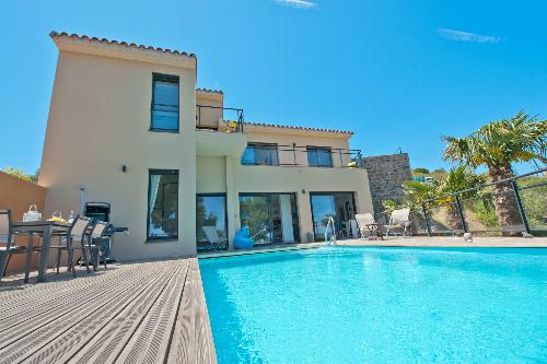 Holiday villa in Collioure with private heated pool