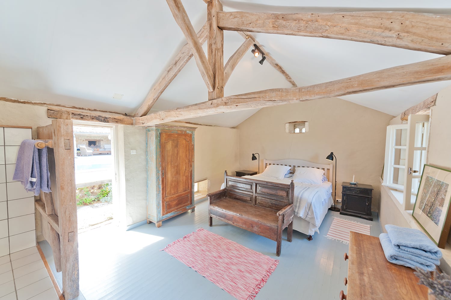 Bedroom | Rental home in Dordogne