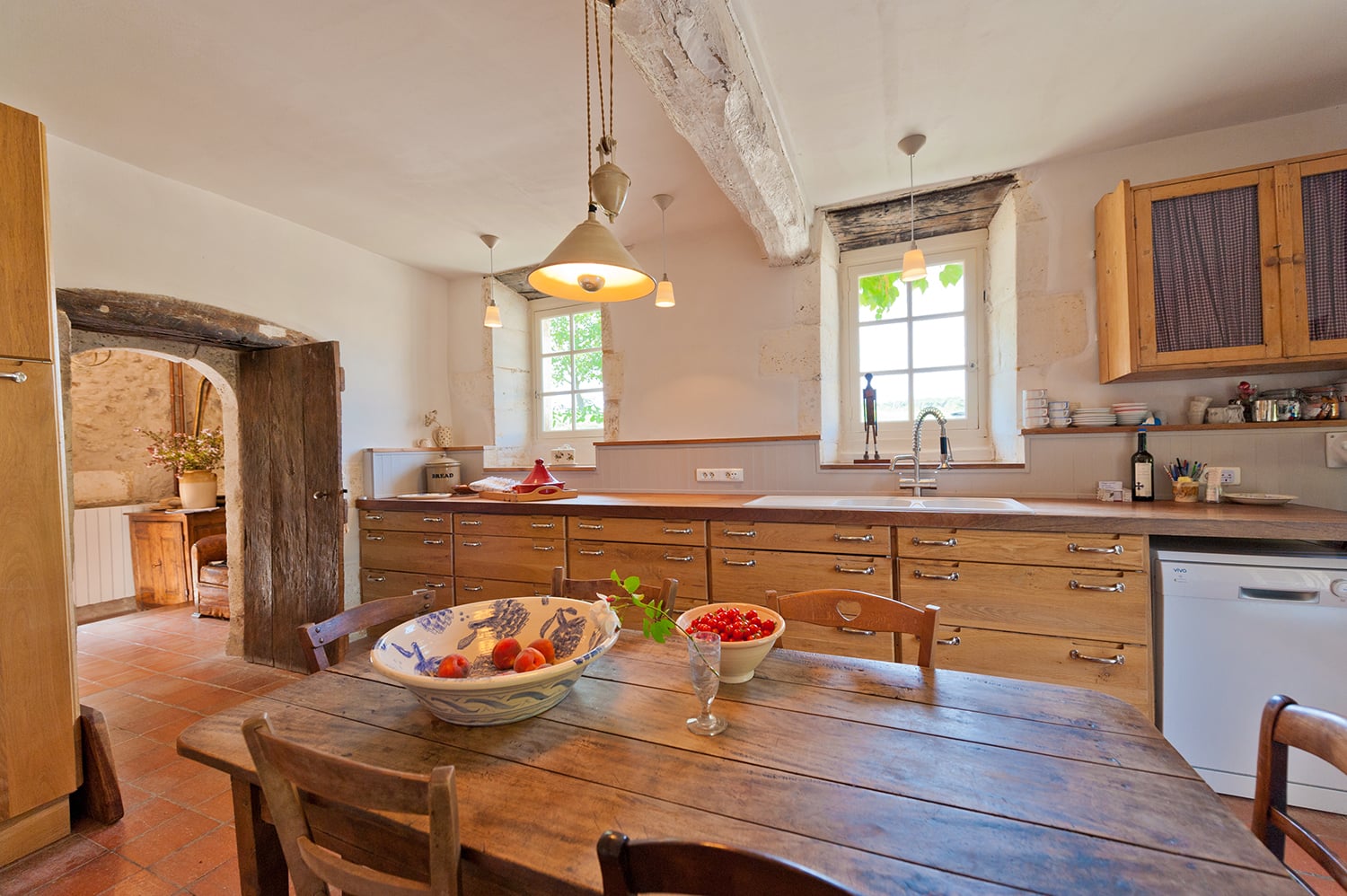 Dining room | Rental home in Dordogne