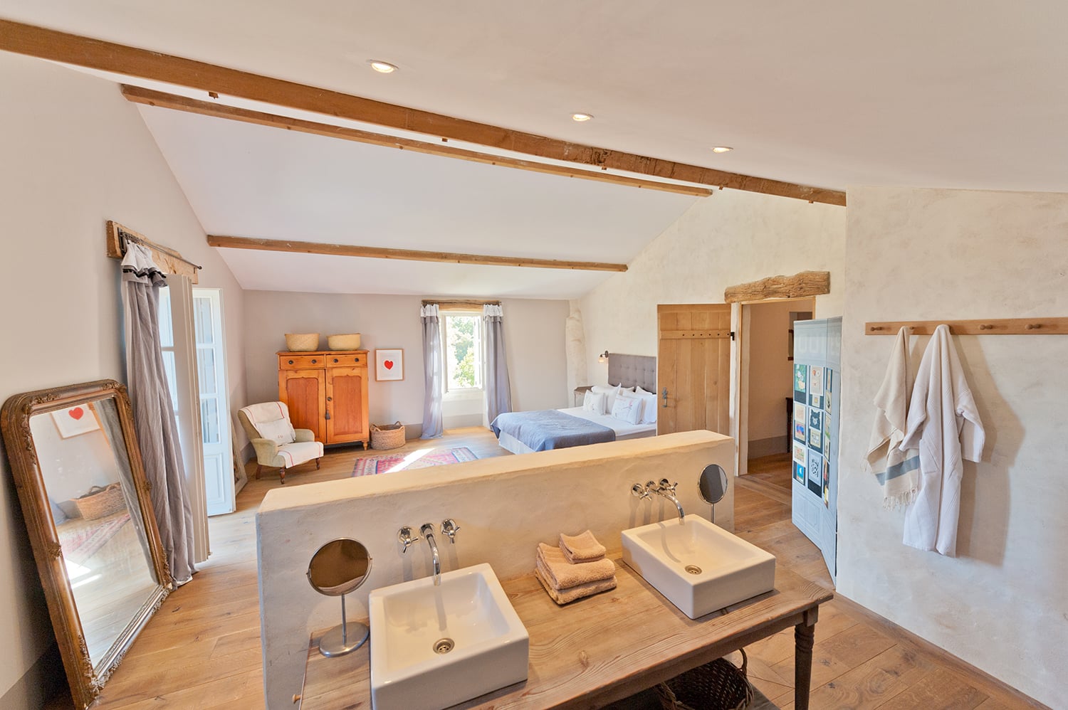 Bathroom | Holiday home in Nouvelle-Aquitaine