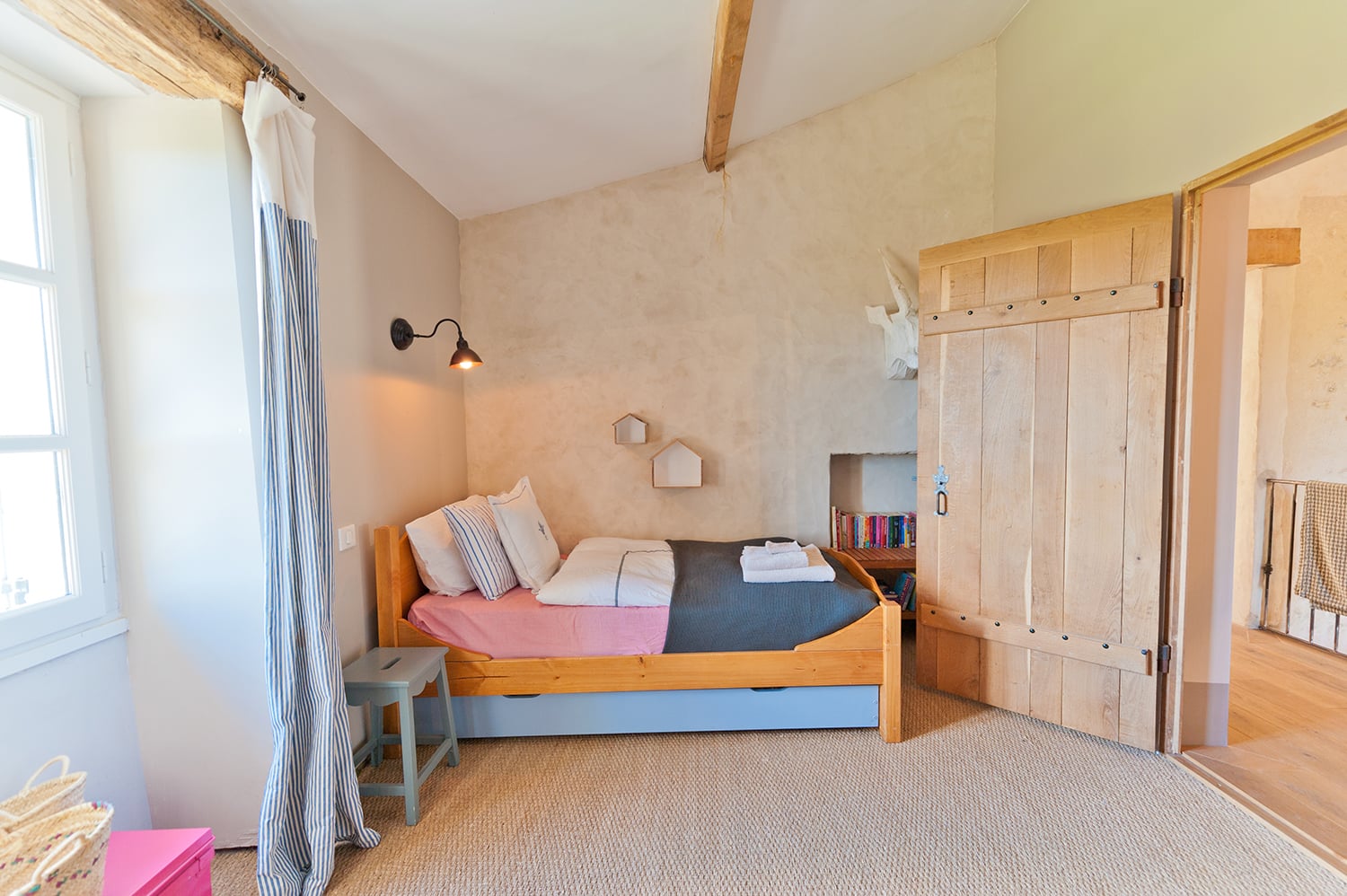 Bedroom | Holiday home in Nouvelle-Aquitaine