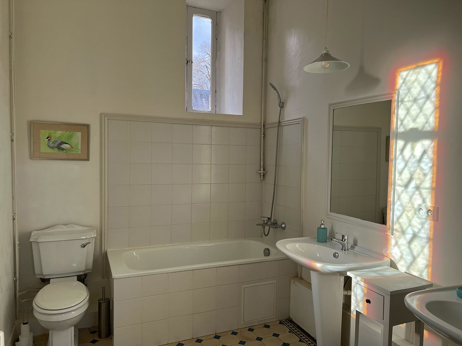 Bathroom | Holiday château in Nouvelle-Aquitaine