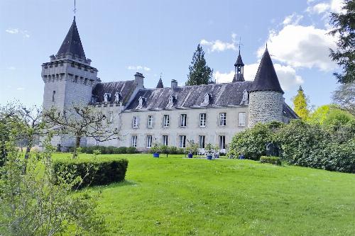 Holiday château in Haute-Vienne