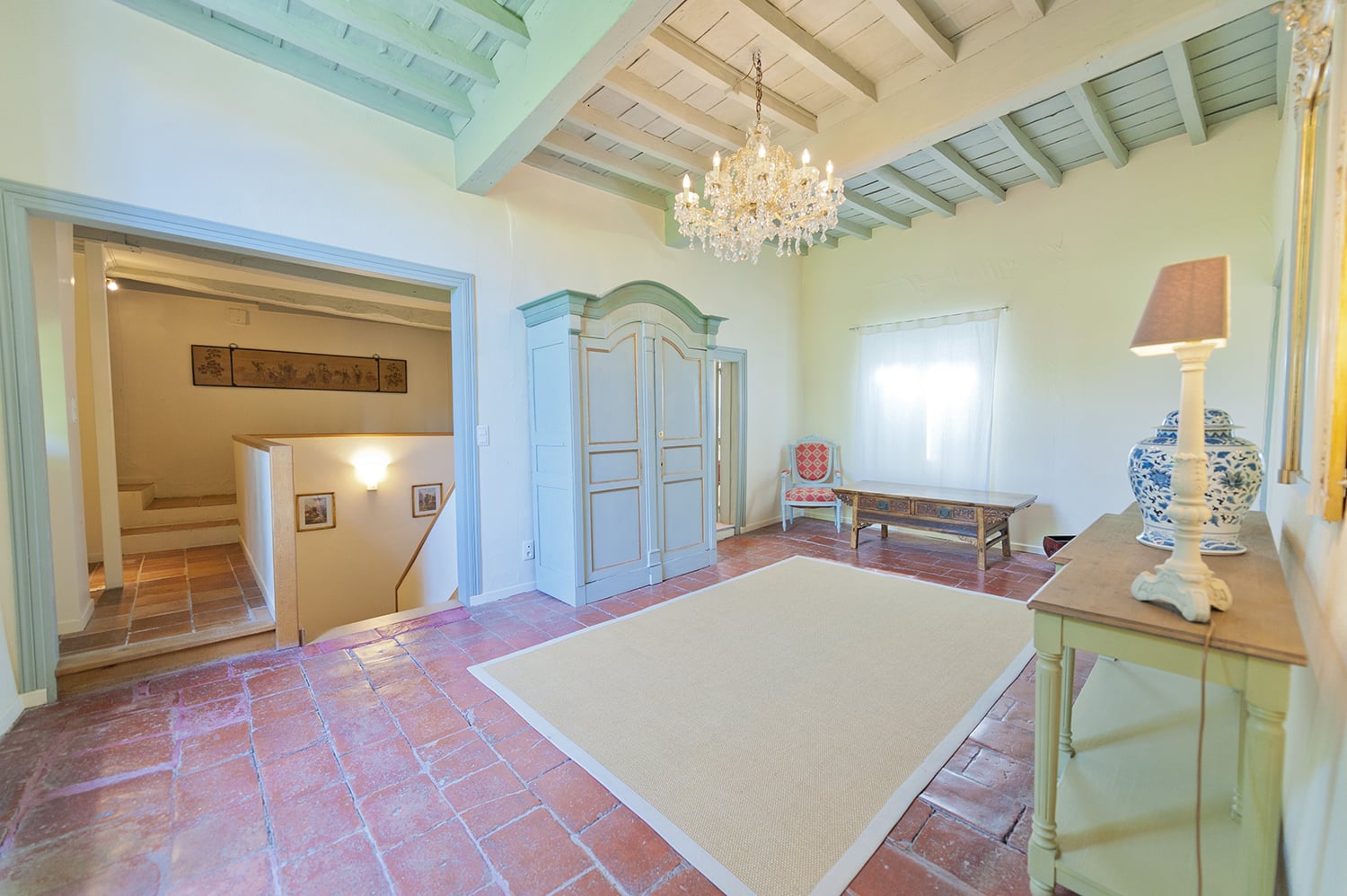 Entrance hall | Holiday accommodation in Lisle-sur-Tarn