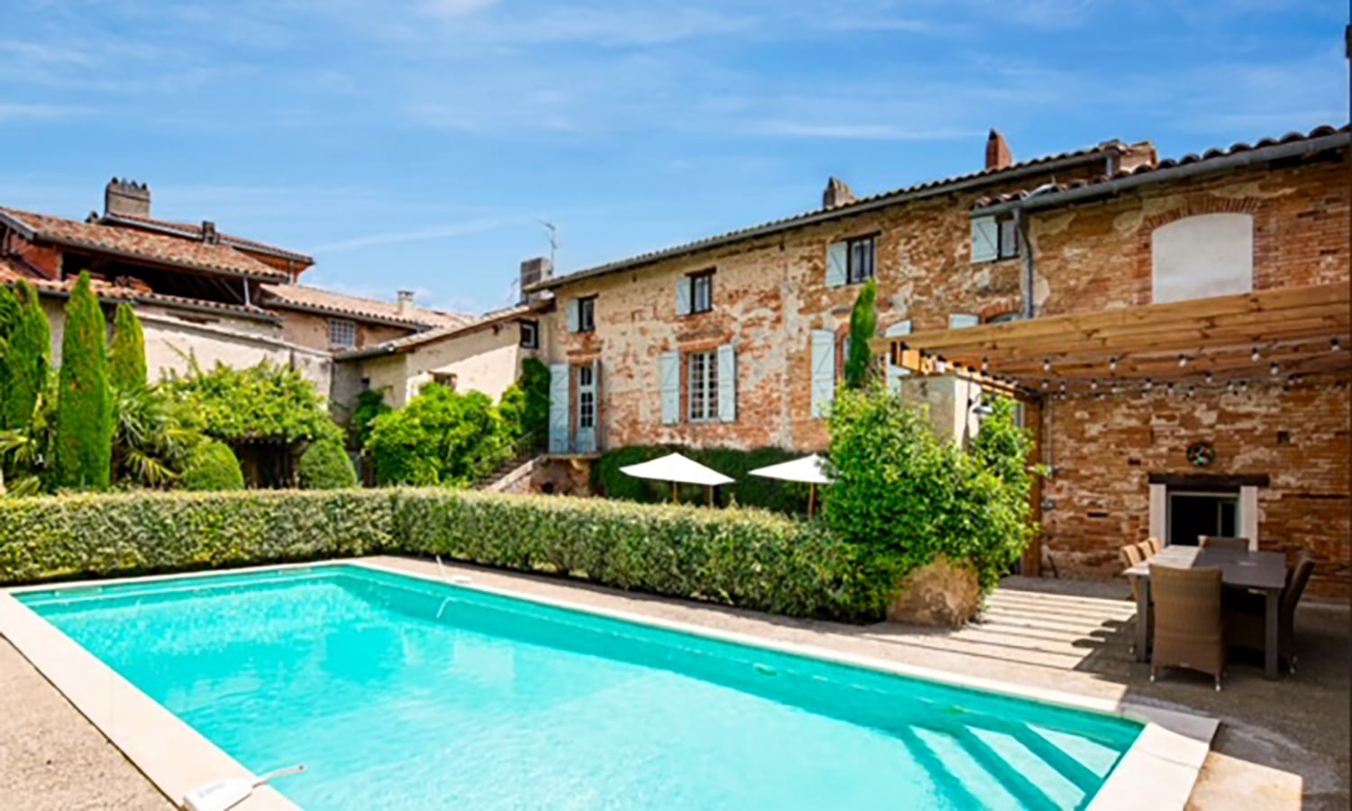 South West France holiday accommodation with private pool