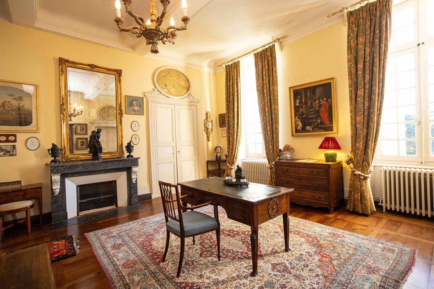 Bedroom | Holiday château in Haute-Garonne