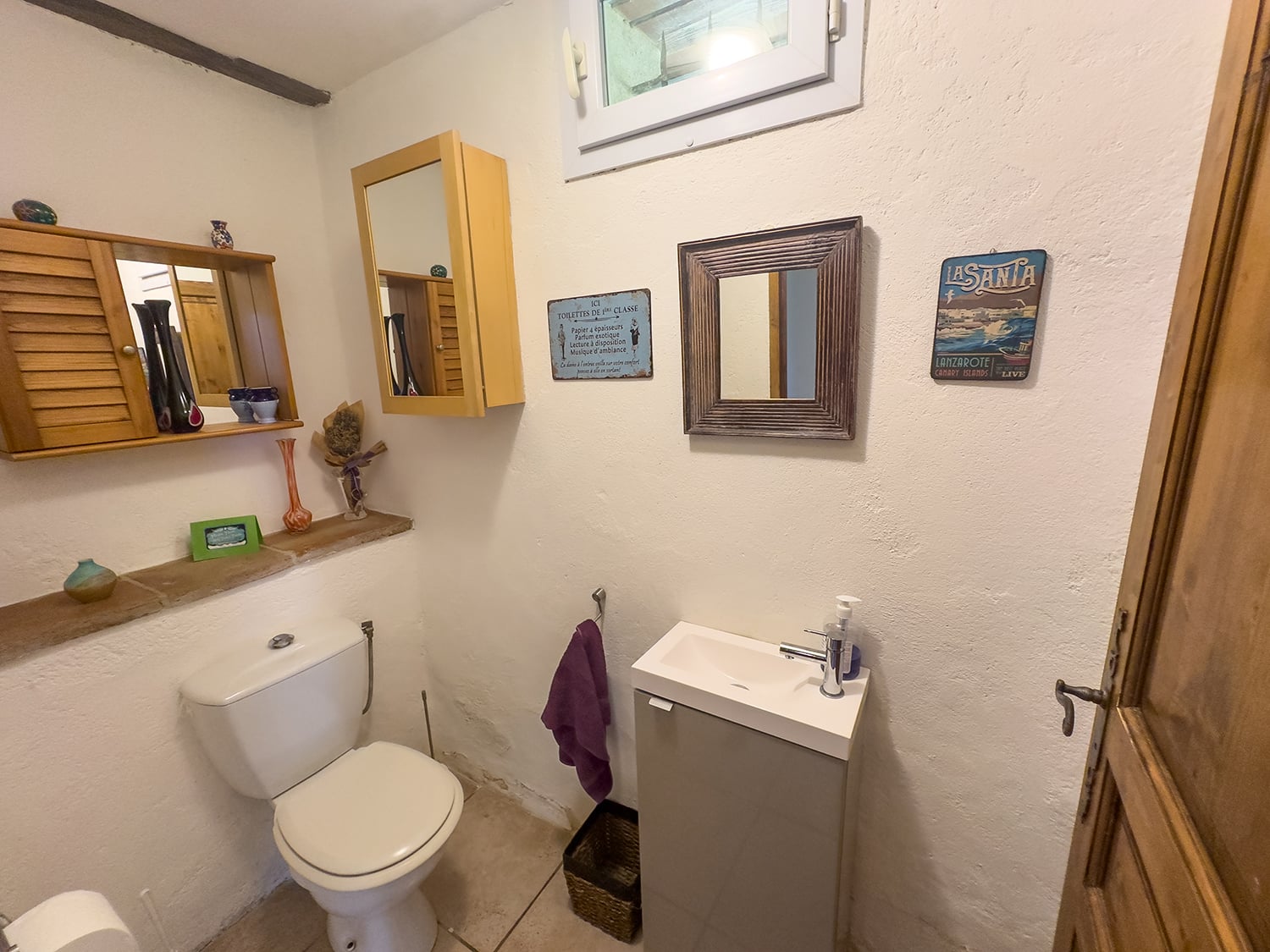 Bathroom | Rental home in Gers