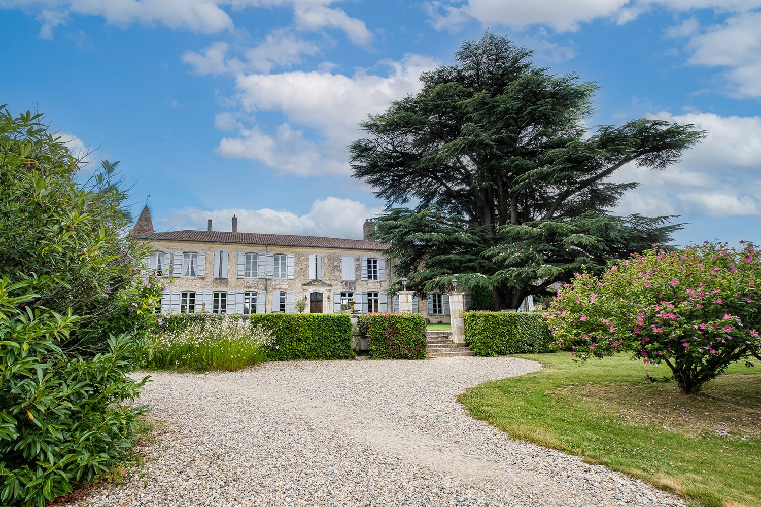 Holiday château in Saint-Mézard