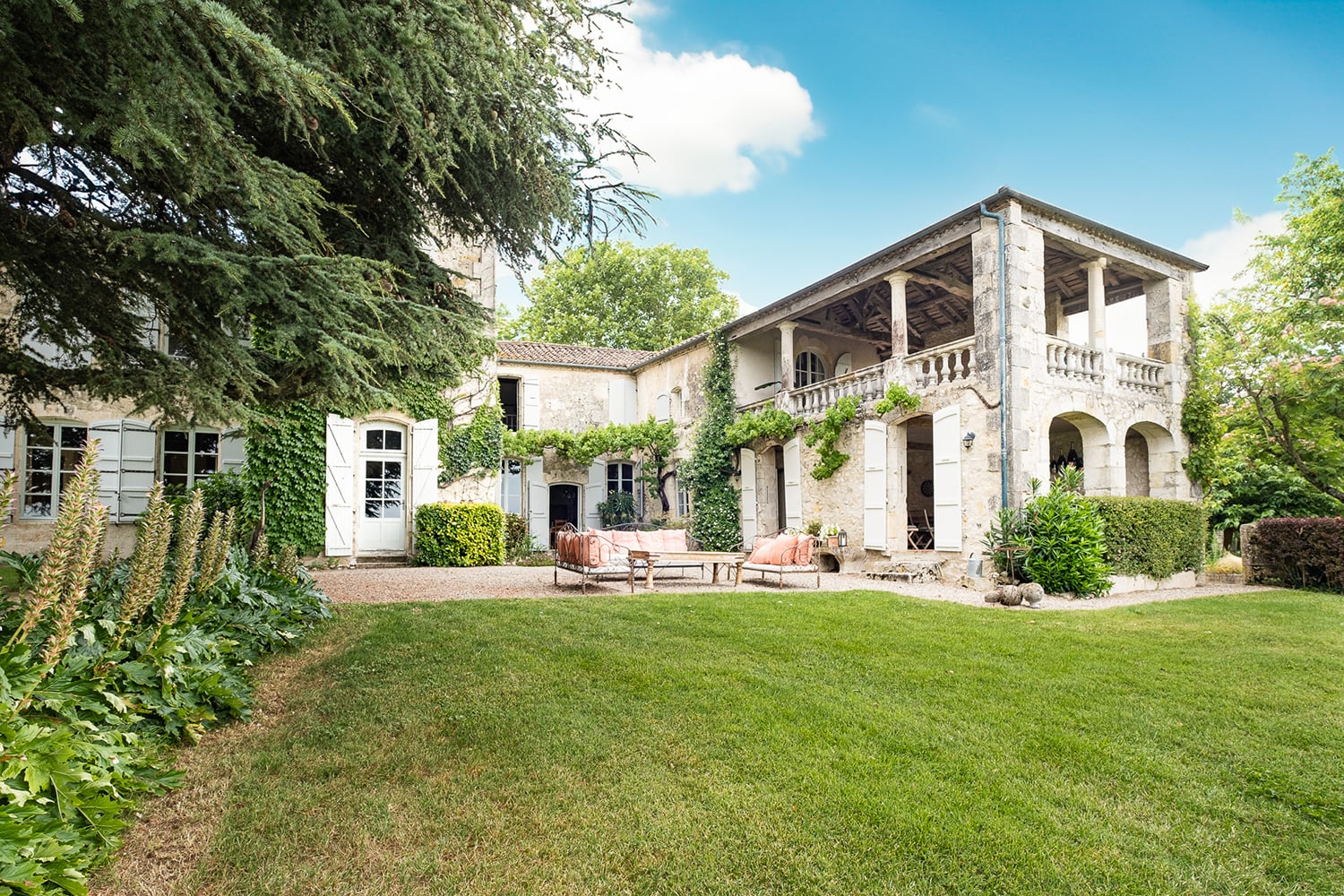 Holiday château in Saint-Mézard