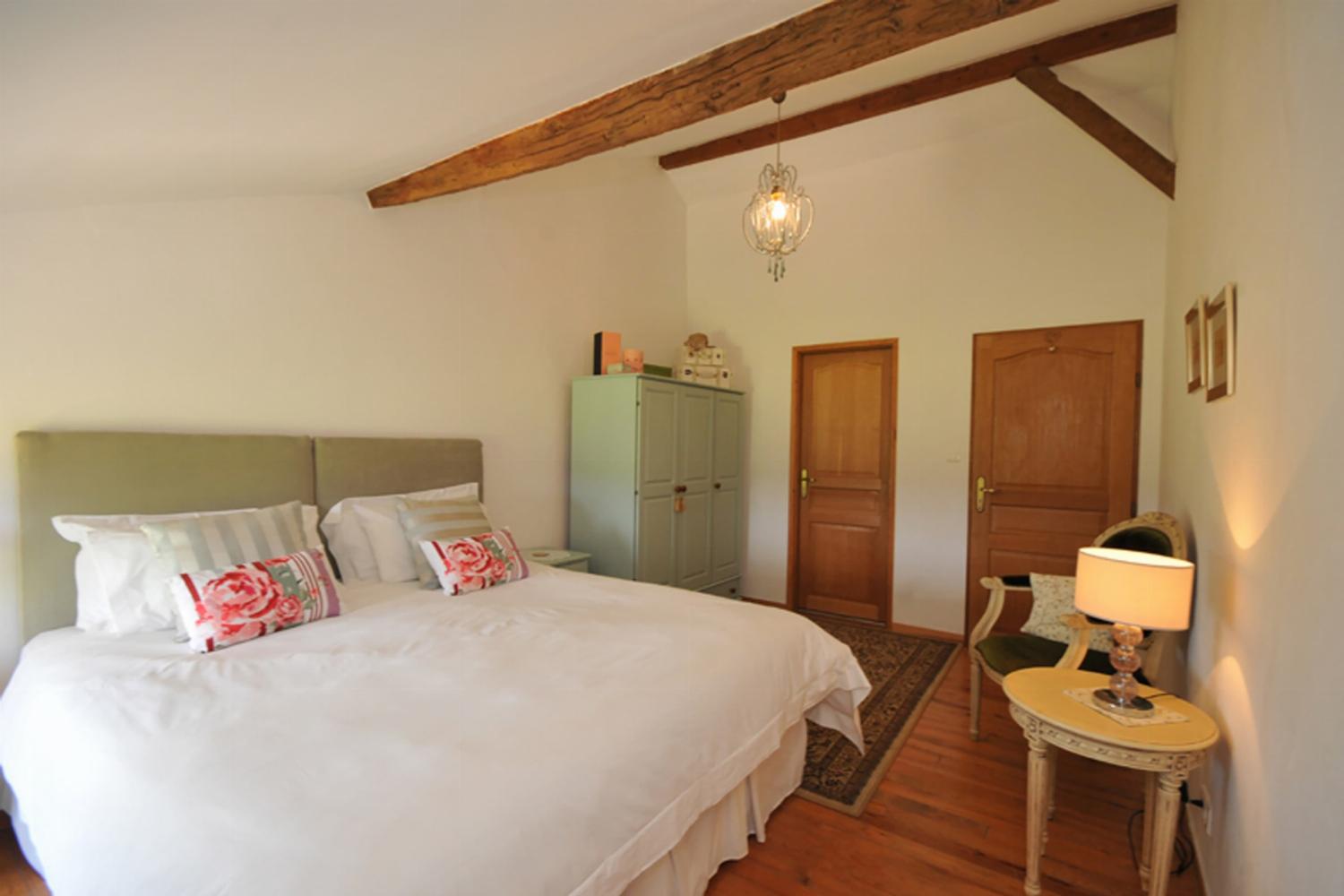 Bedroom | Holiday accommodation in Dordogne