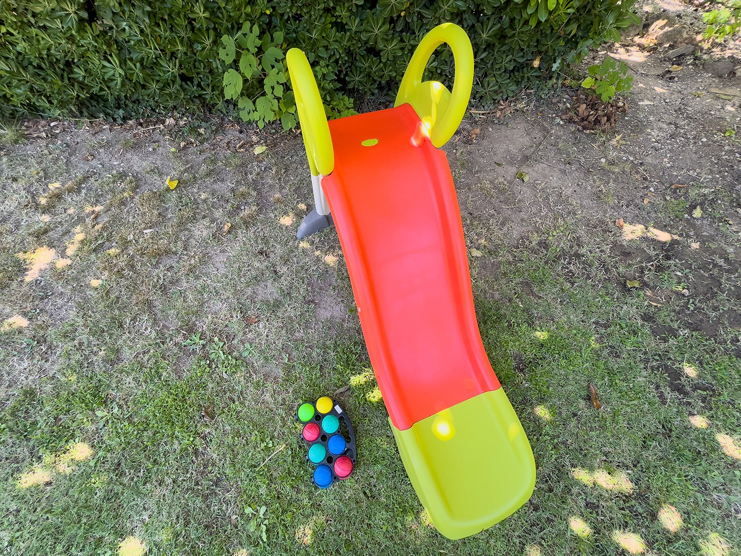 Kids slide and boules