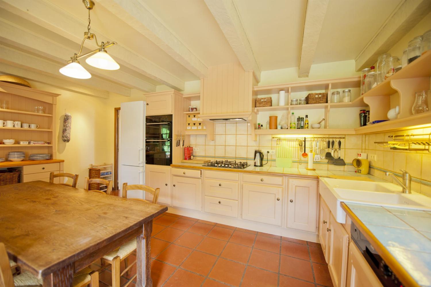 Kitchen | Holiday accommodation in Tarn-en-Garonne