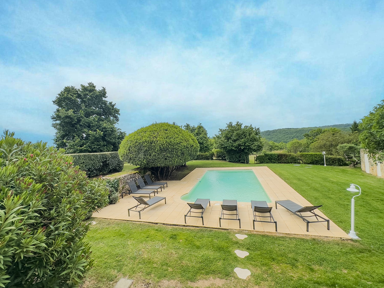 Private pool Private pool