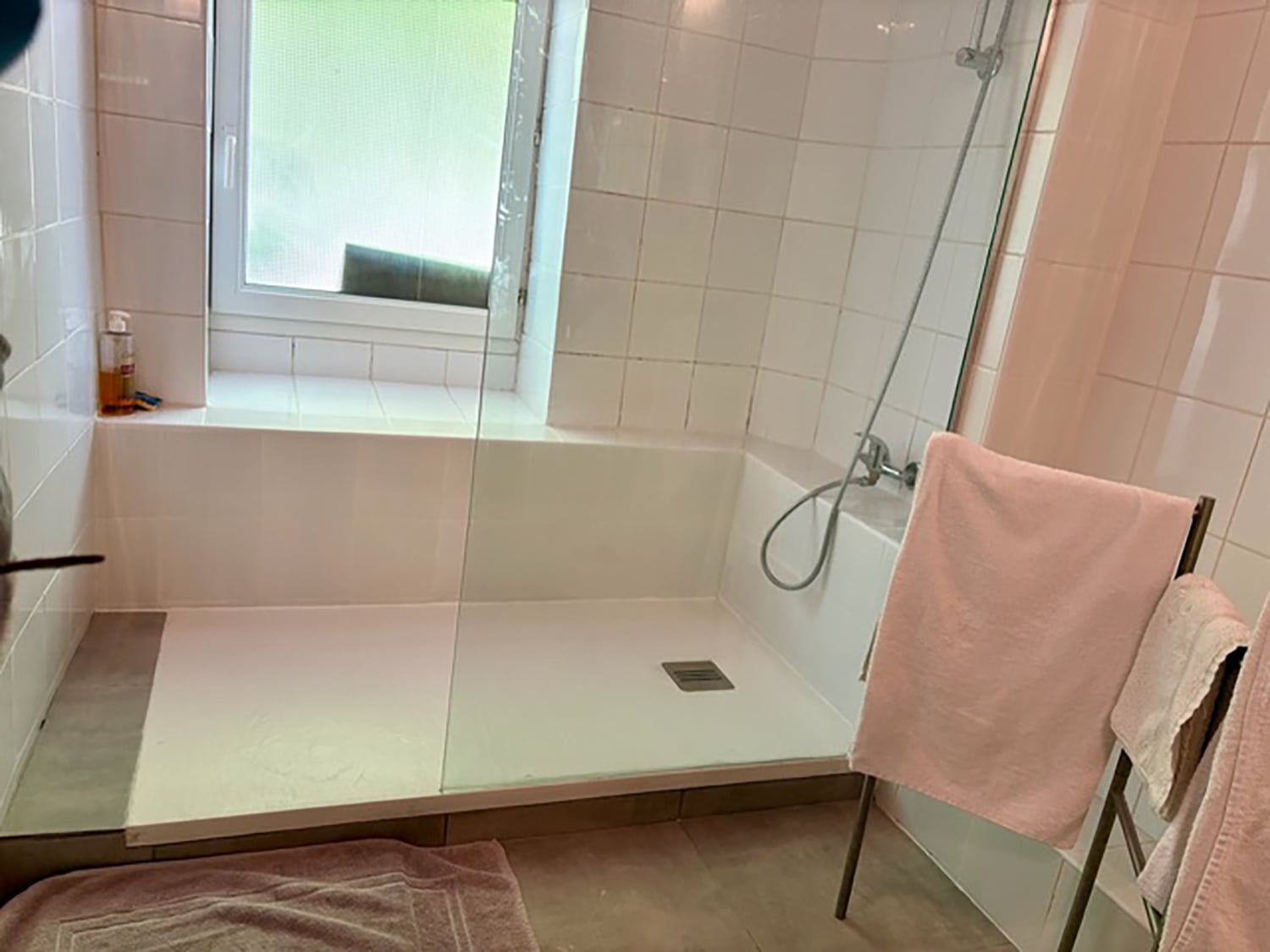 Bathroom | Rental home in Gironde Bathroom | Rental home in Gironde