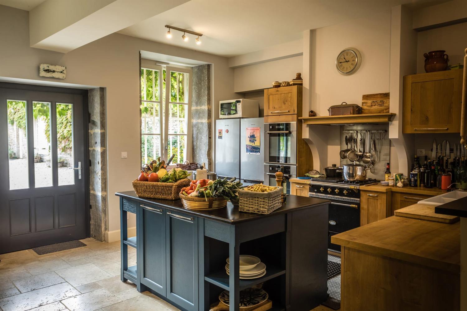 Kitchen | Holiday accommodation in Burgundy