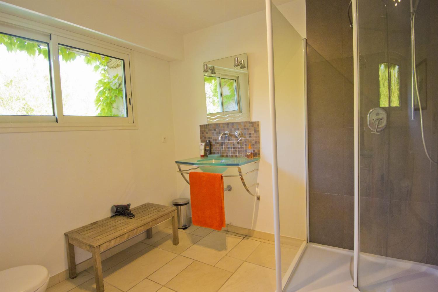 Bathroom | Holiday villa in Provence